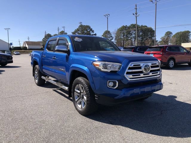 Used 2018 Toyota Tacoma Limited image 2