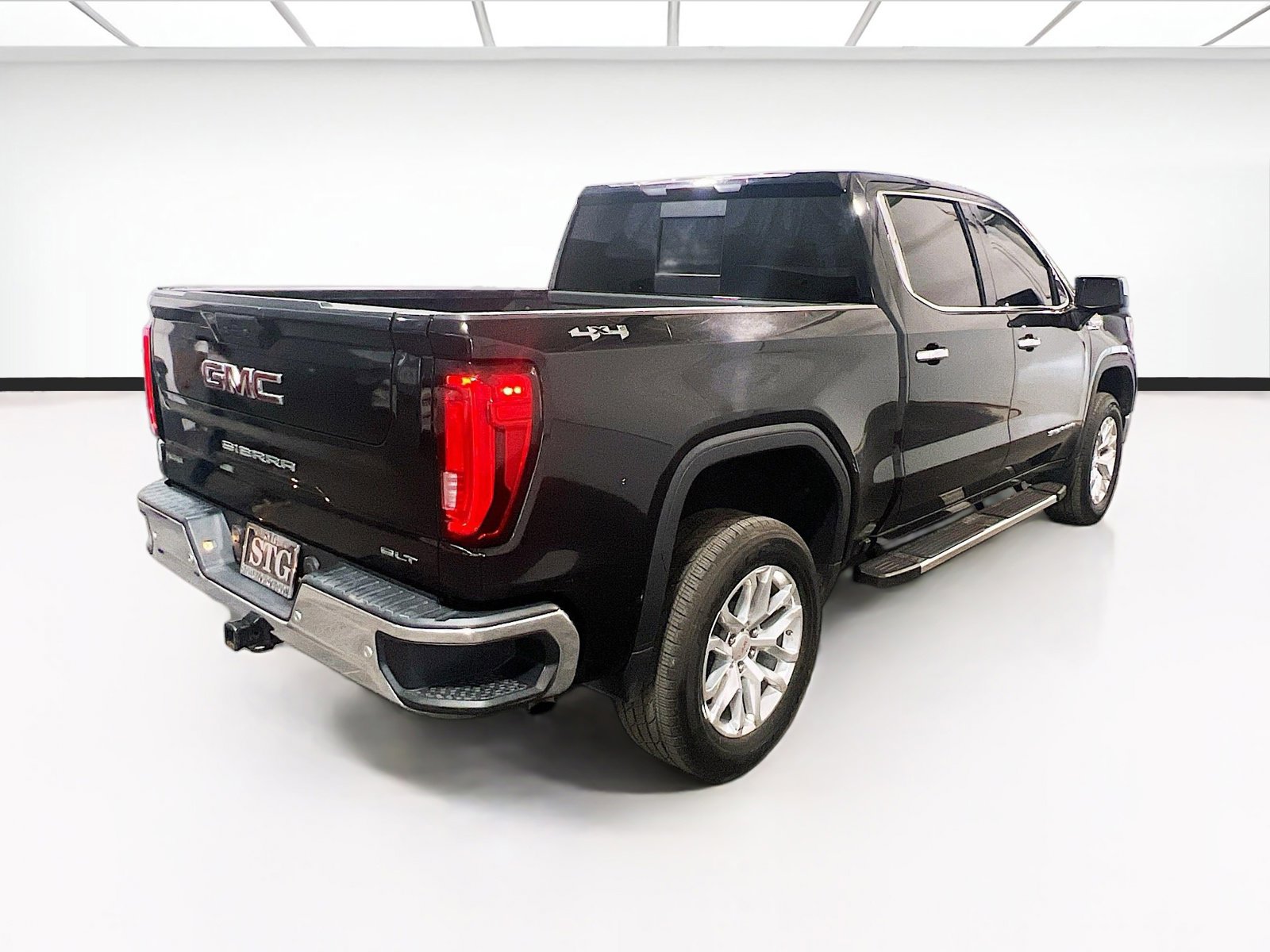 Used 2019 GMC Sierra 1500 SLT AWD/4WD image 4