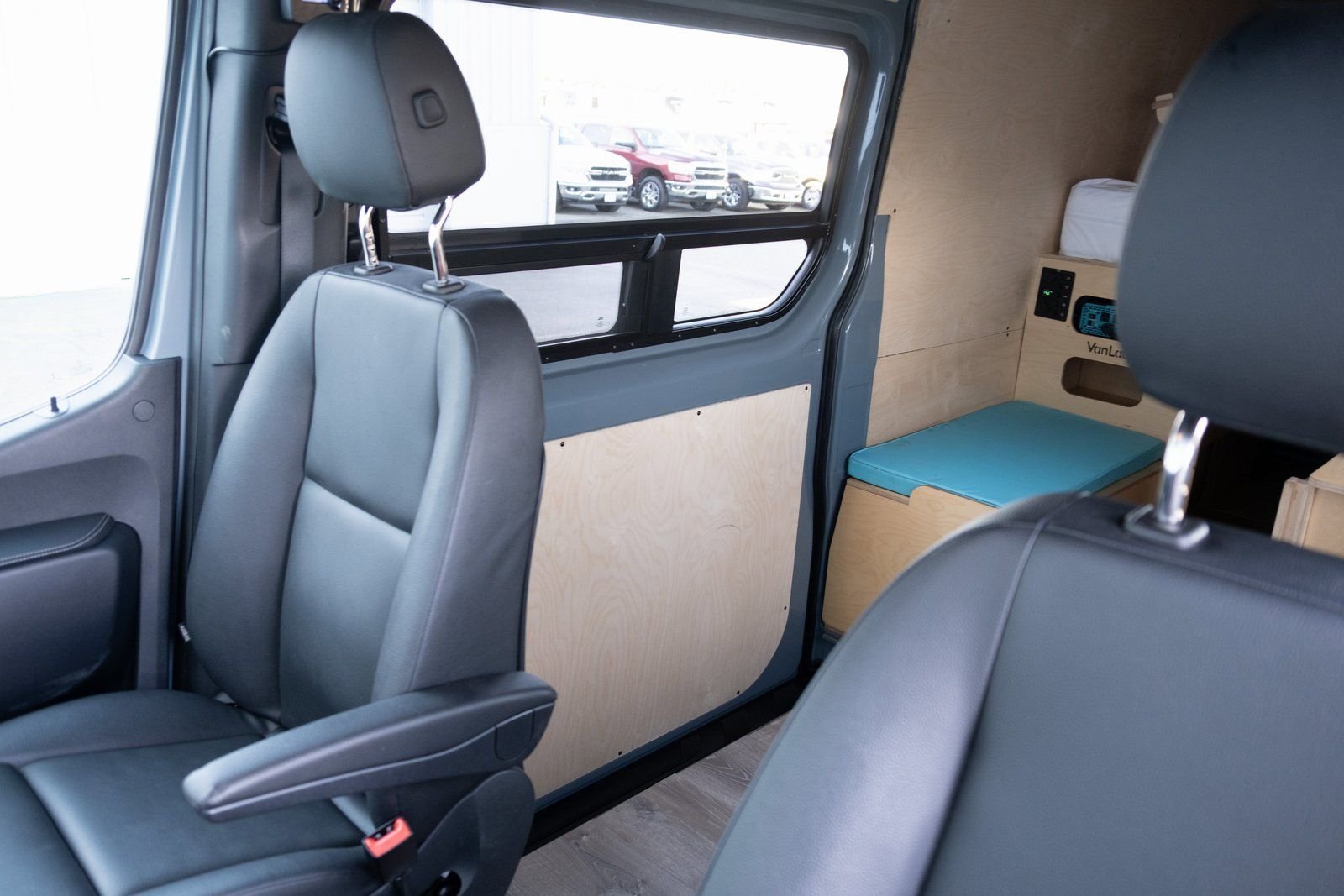 Used 2021 Mercedes-Benz Sprinter 3500 image 13