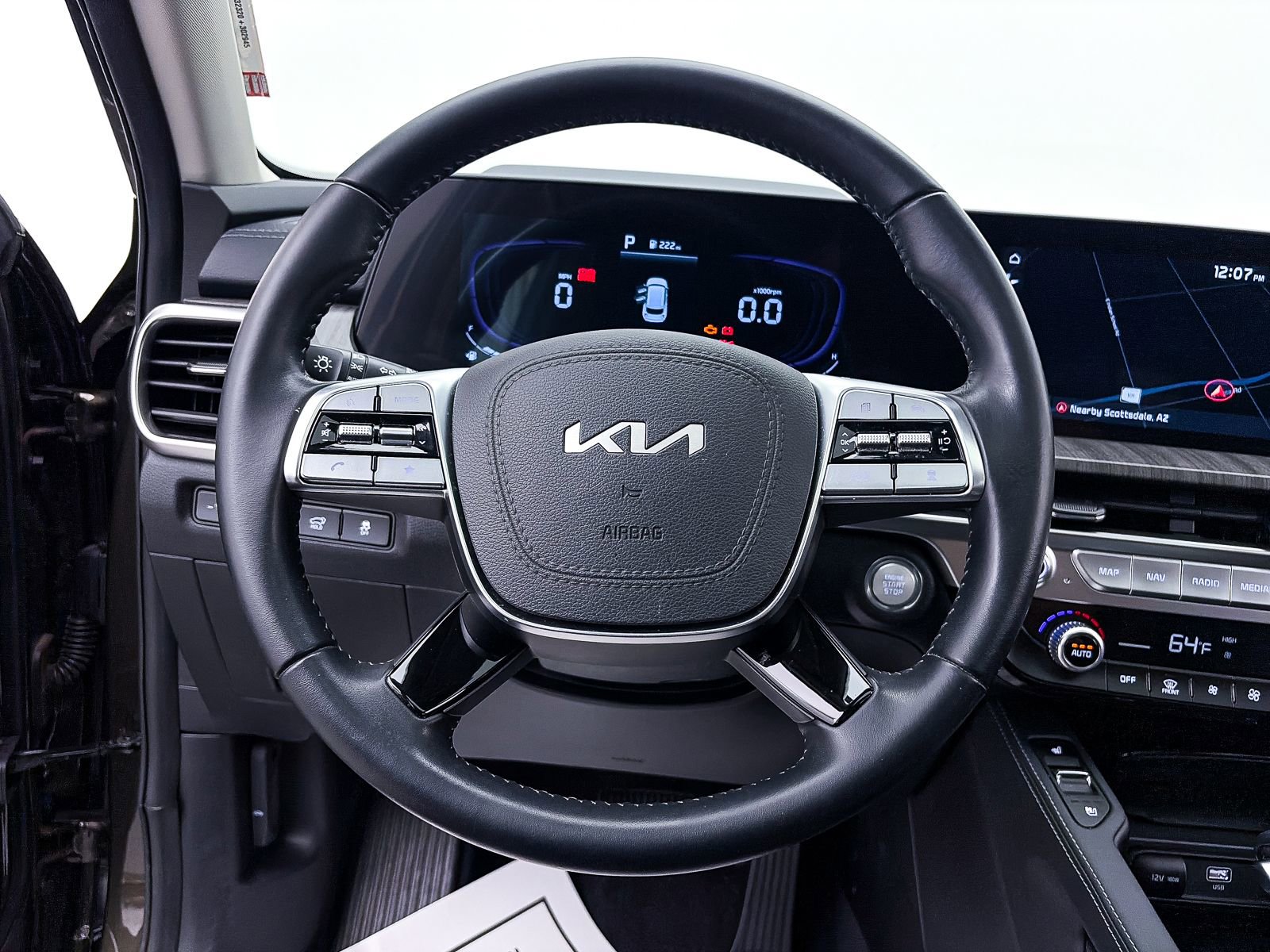 Used 2025 Kia Telluride EX w/ EX Captain's Chair Package image 32