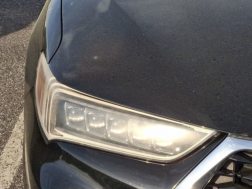 Certified 2018 Acura TLX V6 w/ Technology Package FWD image 4