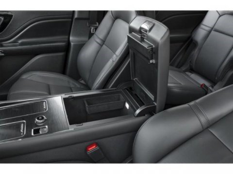 New 2025 Lincoln Aviator Reserve image 16