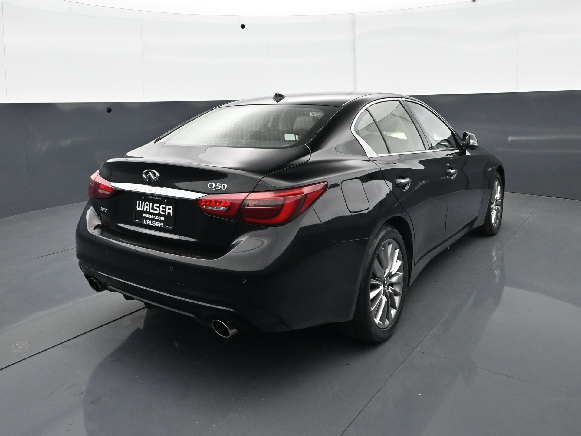 Used 2024 INFINITI Q50 Luxe AWD/4WD image 6