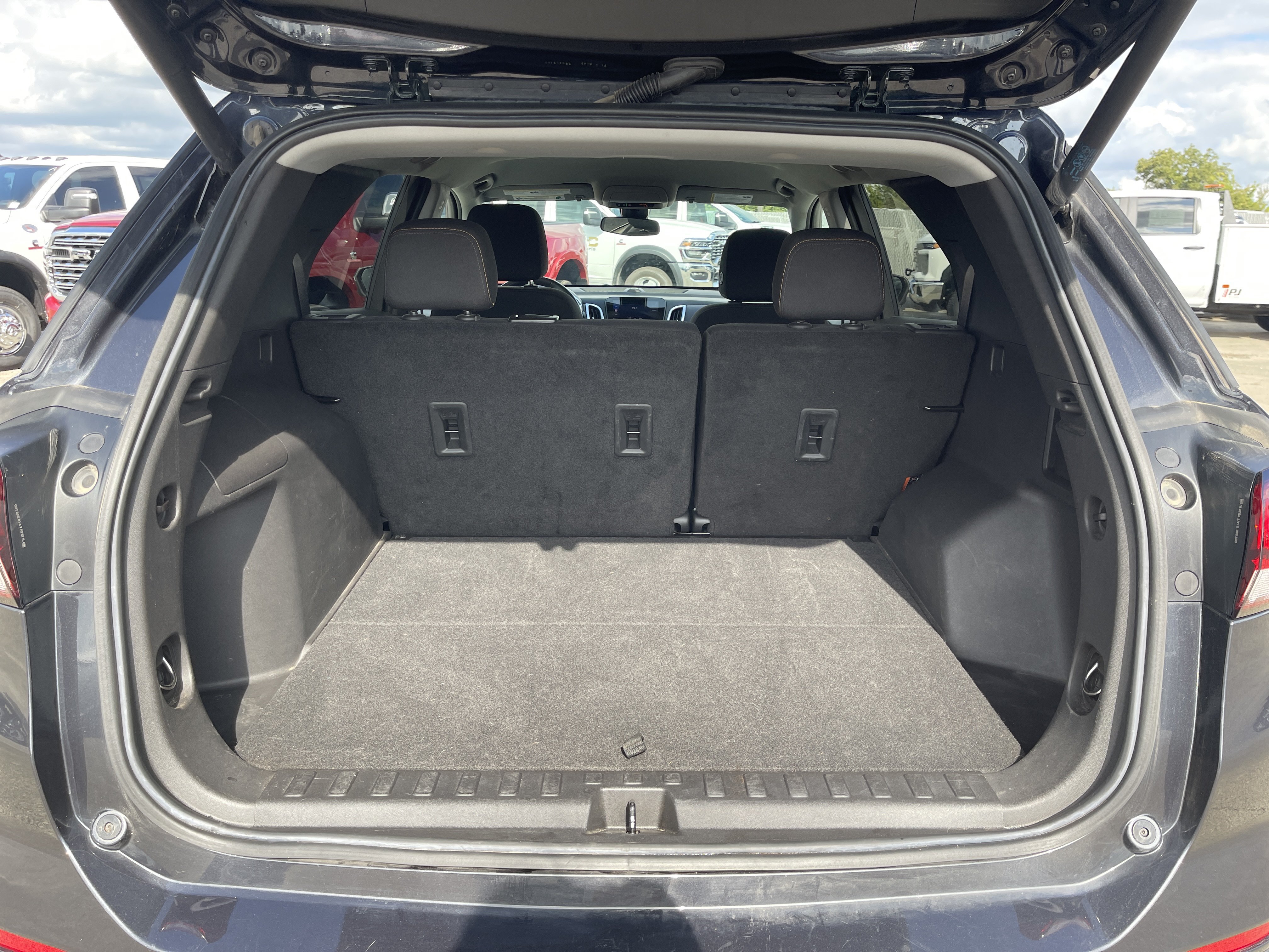 Used 2022 Chevrolet Equinox LT FWD image 13