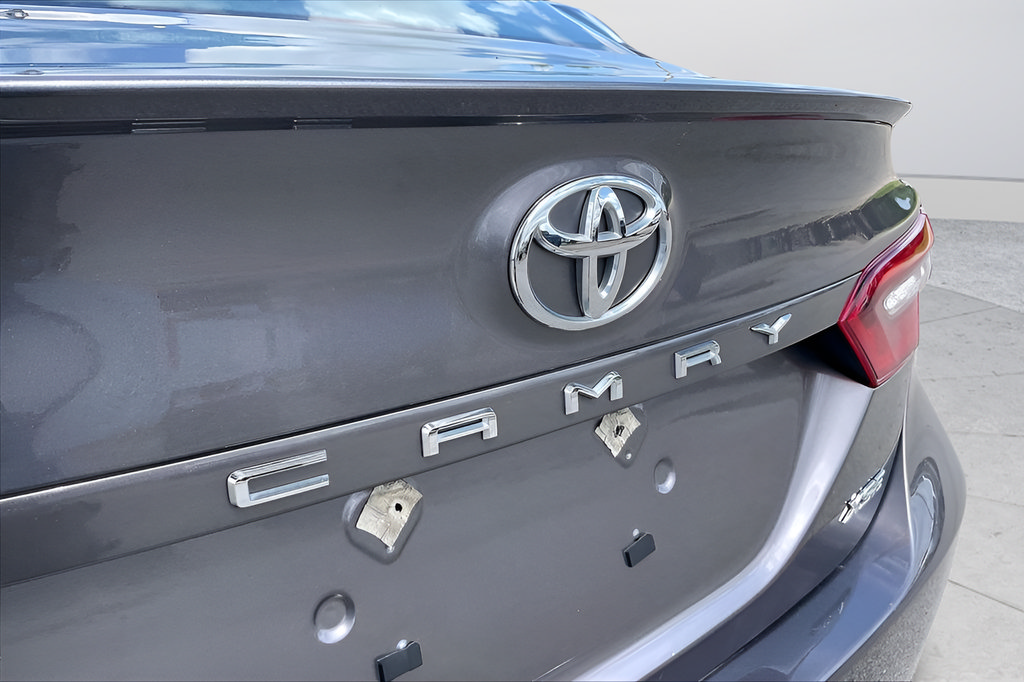 Used 2023 Toyota Camry XSE FWD image 27