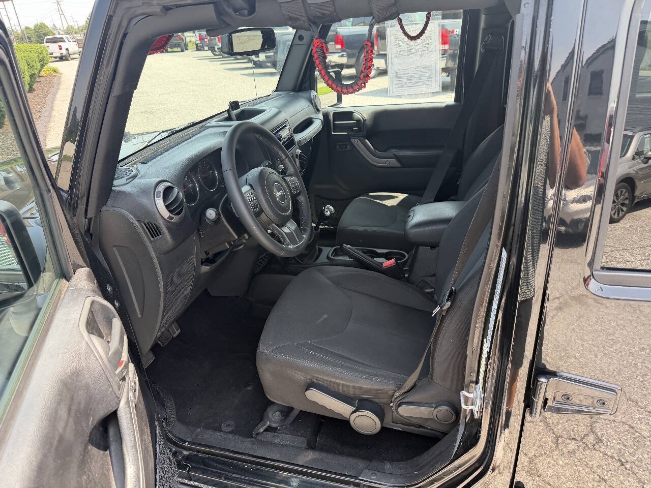 Used 2016 Jeep Wrangler Unlimited Sport w/ Quick Order Package 23S AWD/4WD image 10