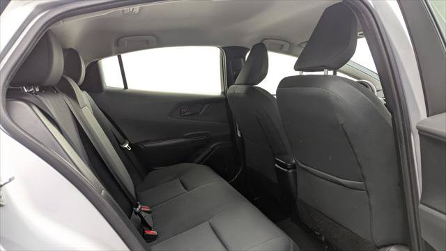 Used 2023 Toyota Prius LE FWD image 18