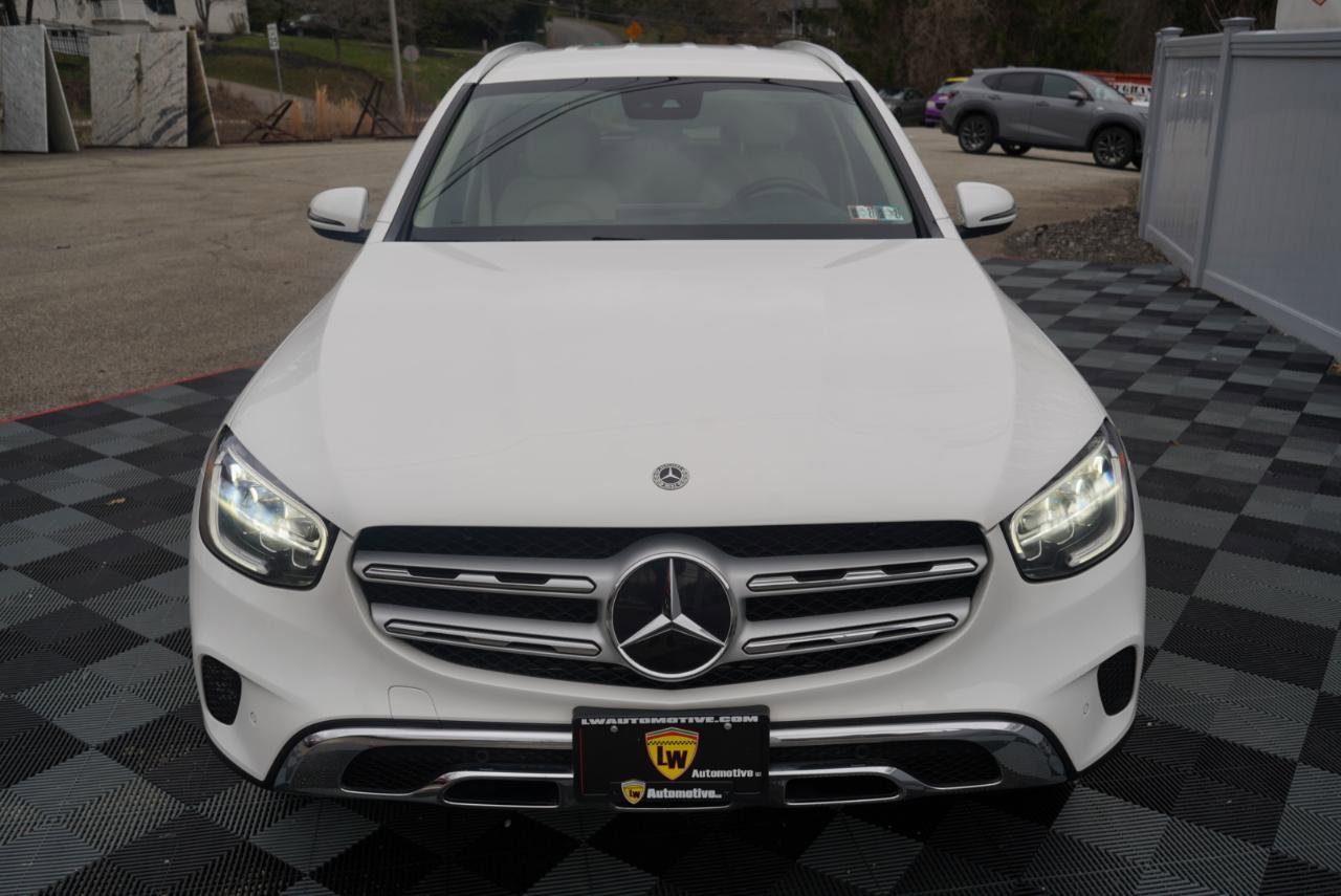 Used 2022 Mercedes-Benz GLC 300 4MATIC w/ Premium Package Lite image 14