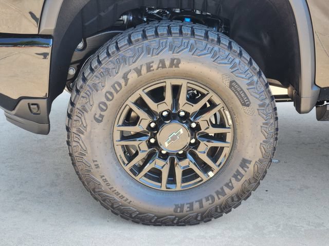 New 2026 Chevrolet Silverado 2500 ZR2 AWD/4WD image 18