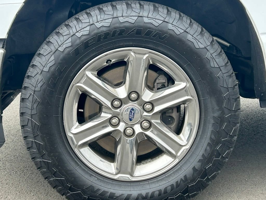 Certified 2024 Ford F150 XLT w/ Mobile Office Package AWD/4WD image 9