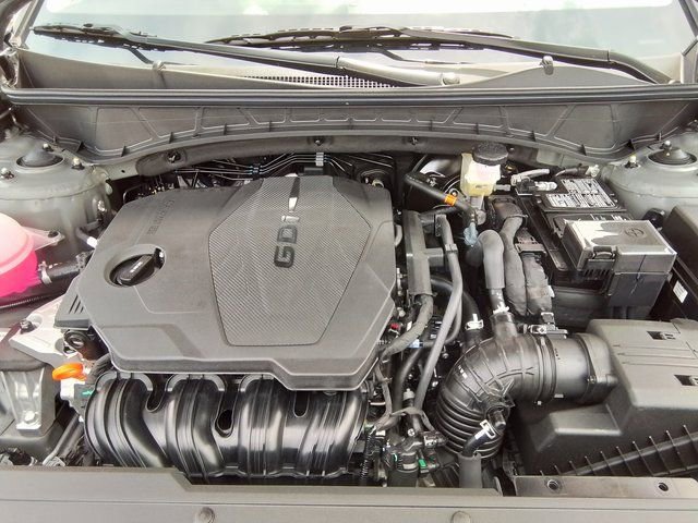 Used 2025 Hyundai Tucson SE image 24