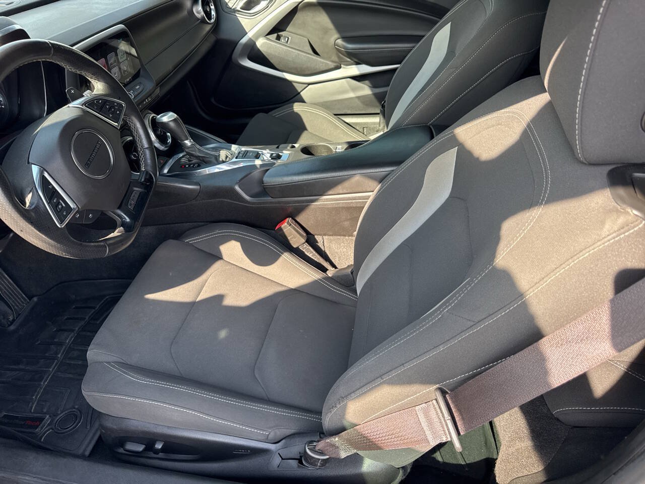 Used 2017 Chevrolet Camaro SS RWD image 12