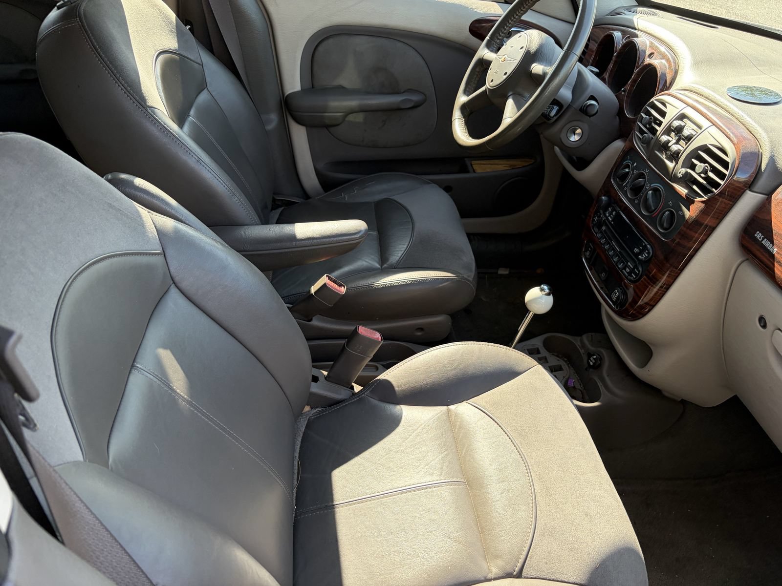 Used 2004 Chrysler PT Cruiser Limited FWD image 8