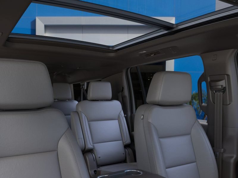 New 2026 Chevrolet Suburban Z71 w/ Z71 Off-Road Package AWD/4WD image 25