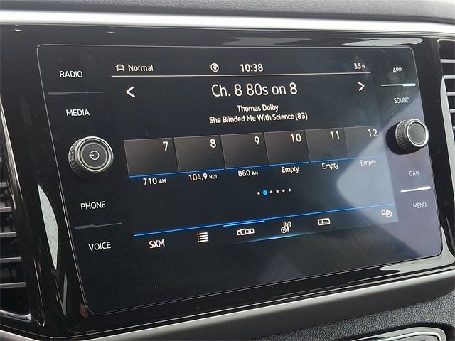 Used 2022 Volkswagen Atlas Cross Sport SE image 16