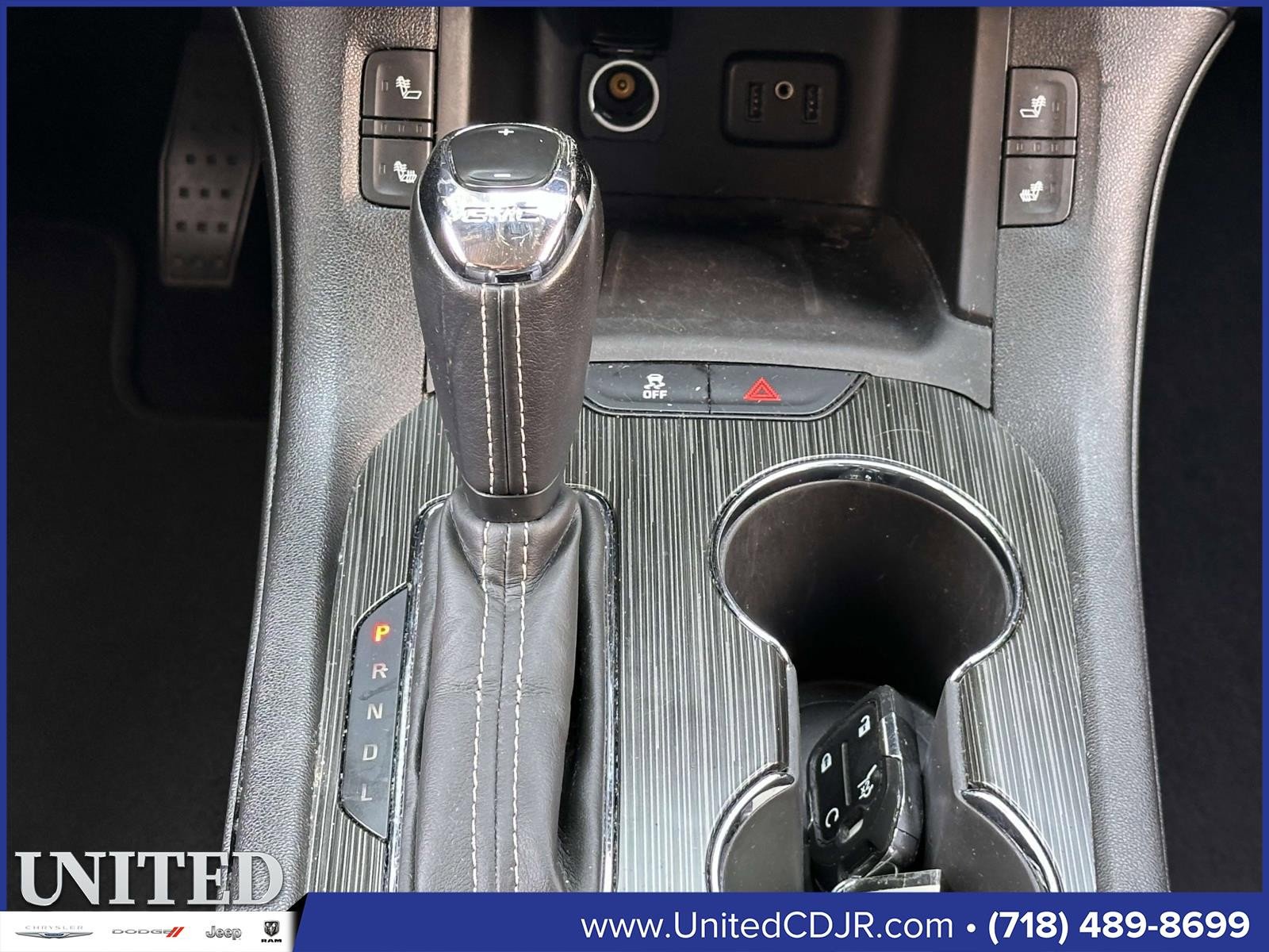 Used 2019 GMC Acadia SLT image 19