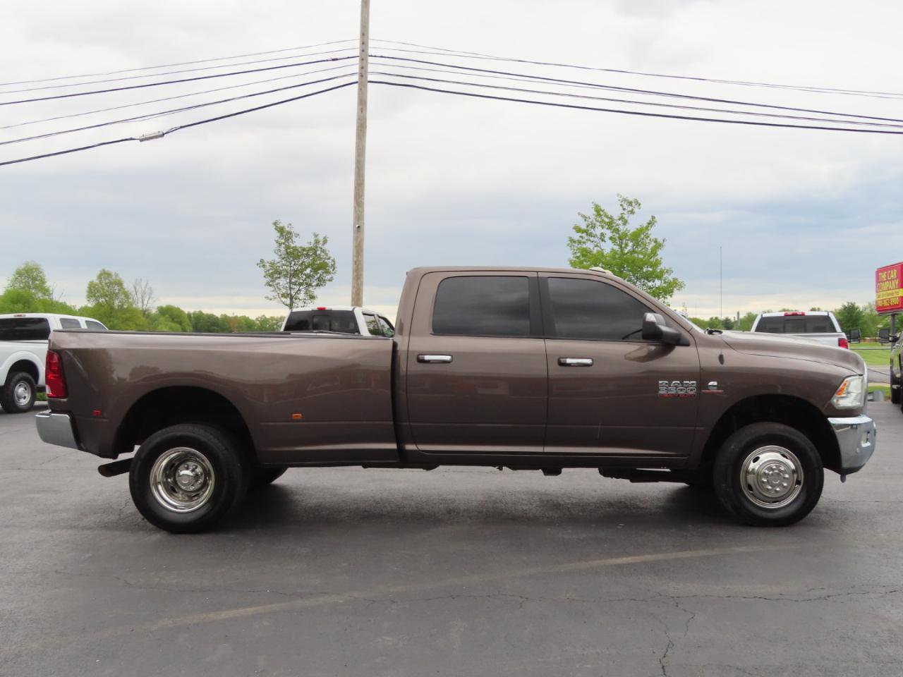 Used 2018 RAM 3500 SLT w/ Luxury Group AWD/4WD image 7