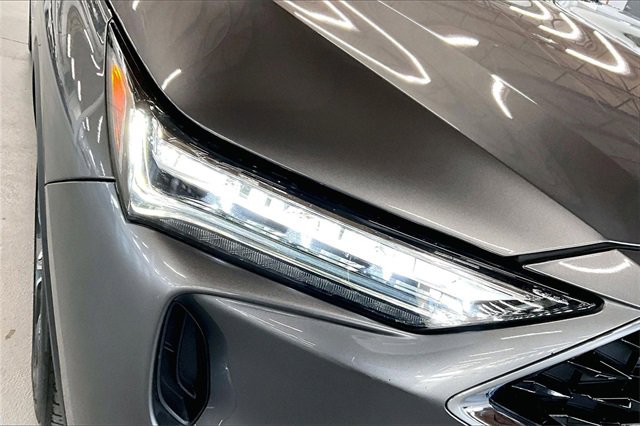 Used 2023 Acura MDX SH-AWD w/ Technology Package image 32