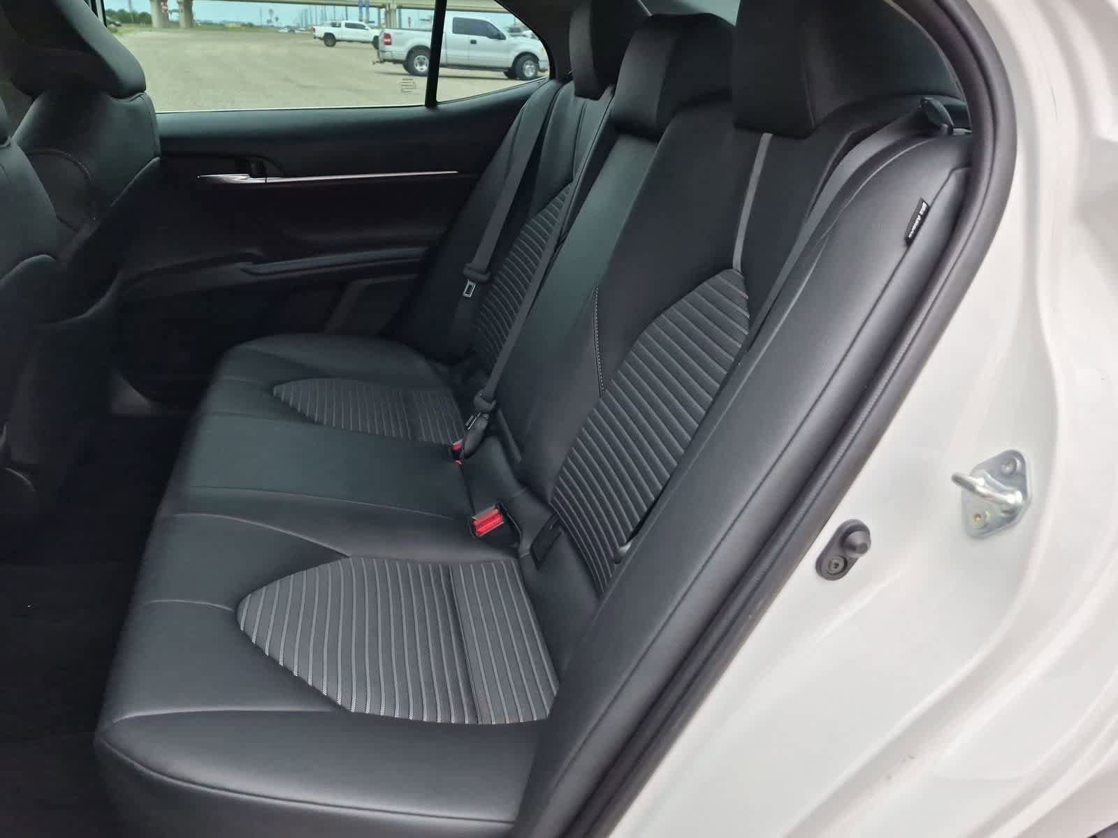 Used 2023 Toyota Camry SE FWD image 22