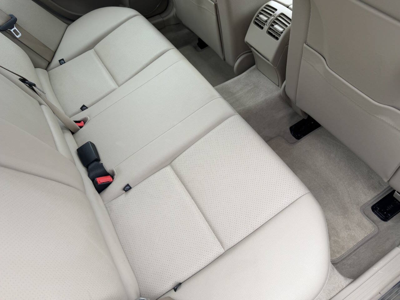 Used 2012 Mercedes-Benz C 300 4MATIC Sedan image 21