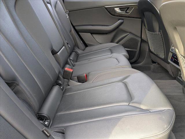 Used 2023 Audi Q8 Premium Plus w/ Premium Plus Package AWD/4WD image 19