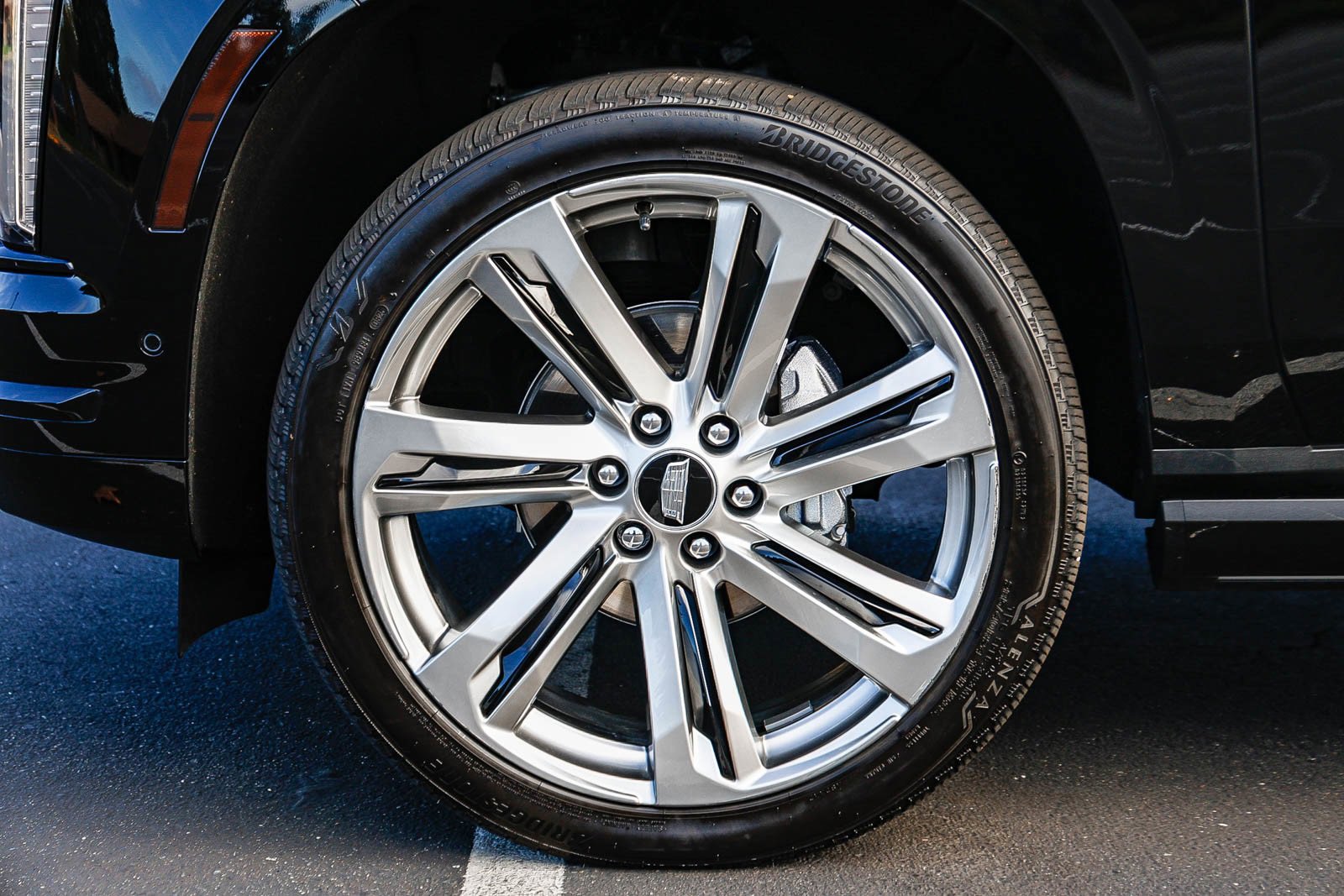 Used 2025 Cadillac Escalade Sport w/ Touring Package image 9