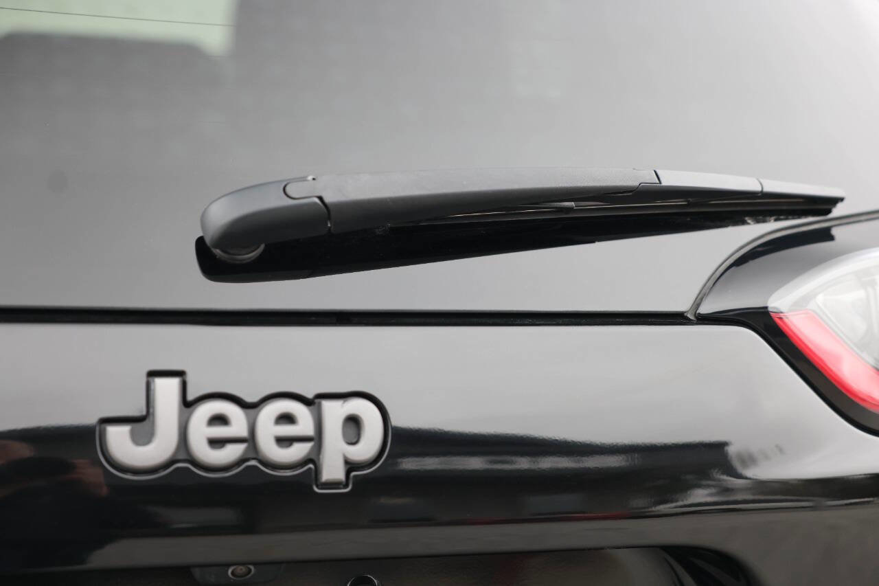 Used 2022 Jeep Cherokee Trailhawk w/ Sun, Sound & Nav Group image 41