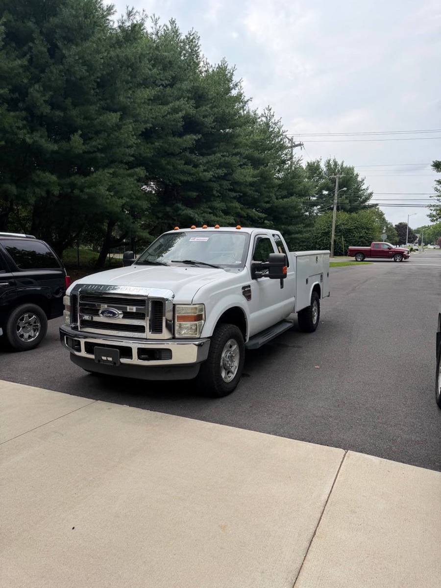 Used 2009 Ford F350 XLT AWD/4WD image 8