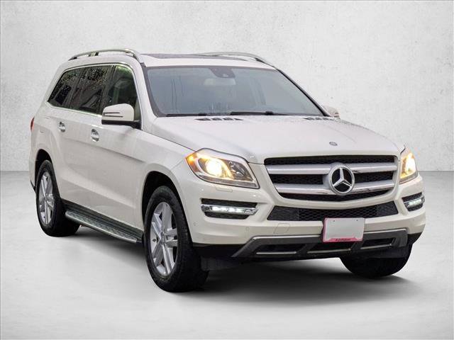 Used 2014 Mercedes-Benz GL 450 4MATIC image 3