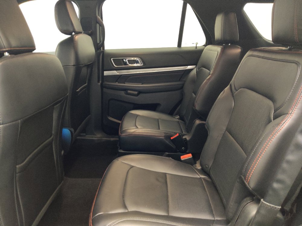 Used 2019 Ford Explorer Sport w/ Equipment Group 401A AWD/4WD image 18