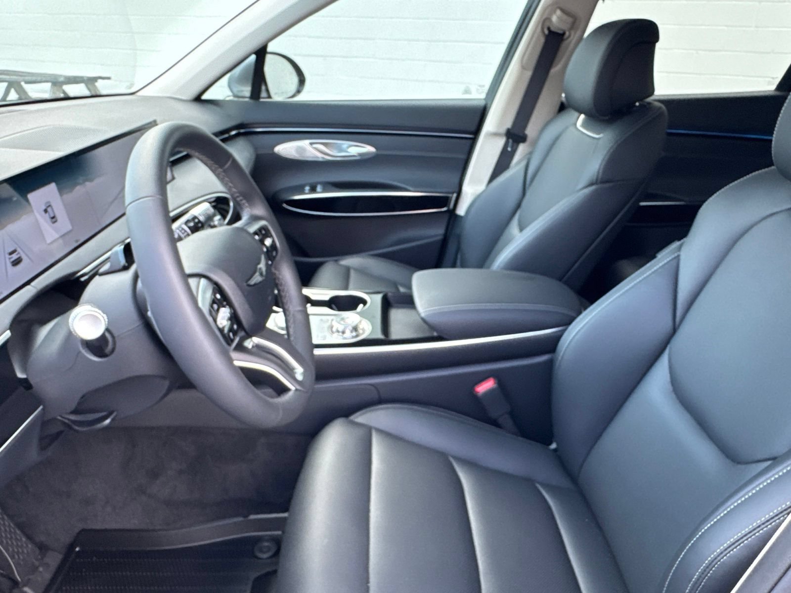 New 2026 Genesis GV70 2.5T AWD/4WD image 21