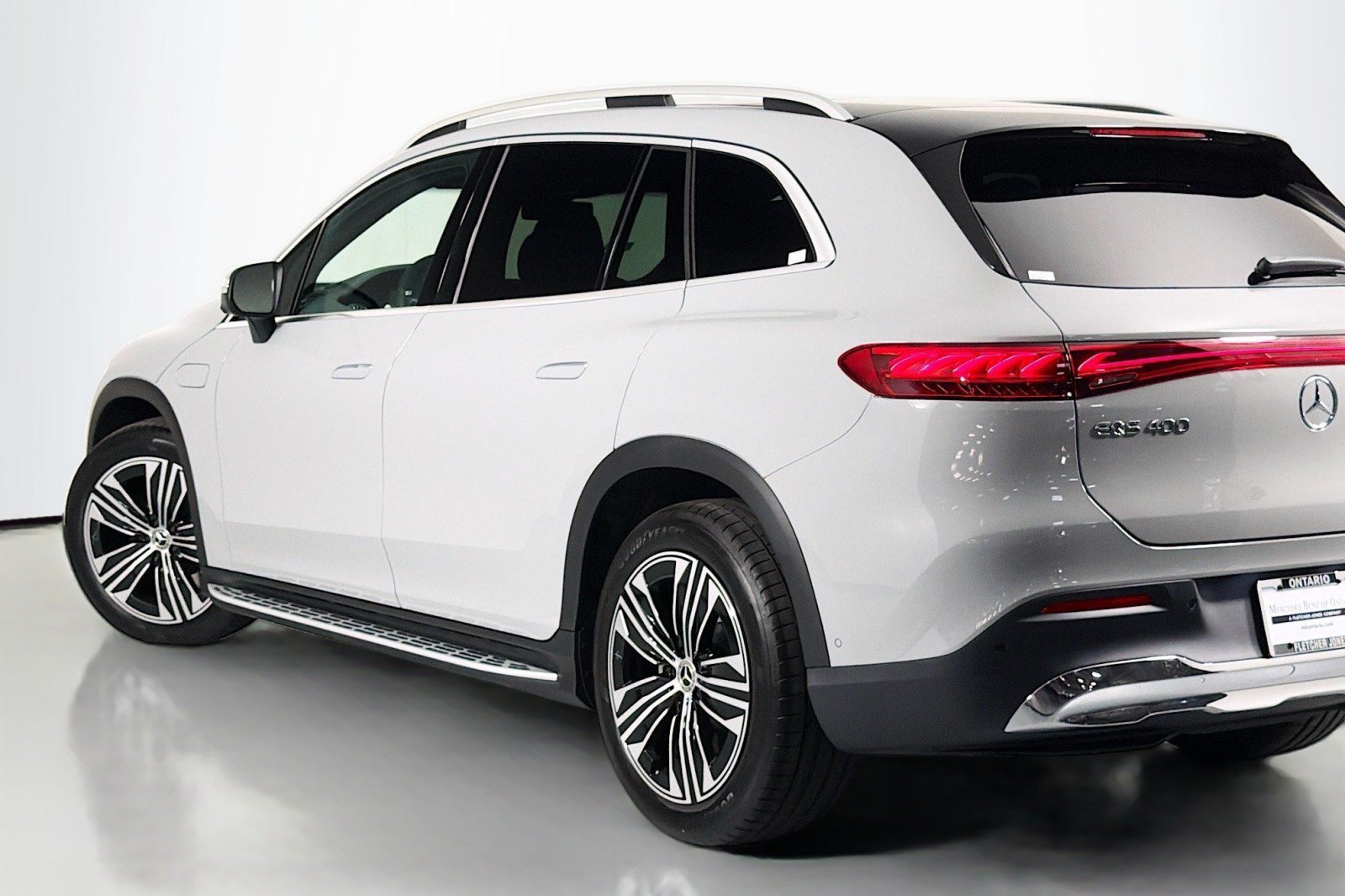 New 2026 Mercedes-Benz EQS 400 4MATIC SUV image 13