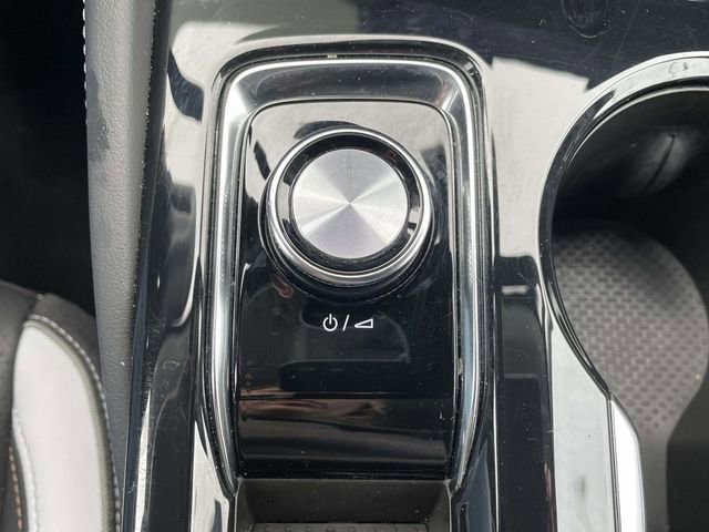 Used 2025 Buick Envision Sport Touring image 24