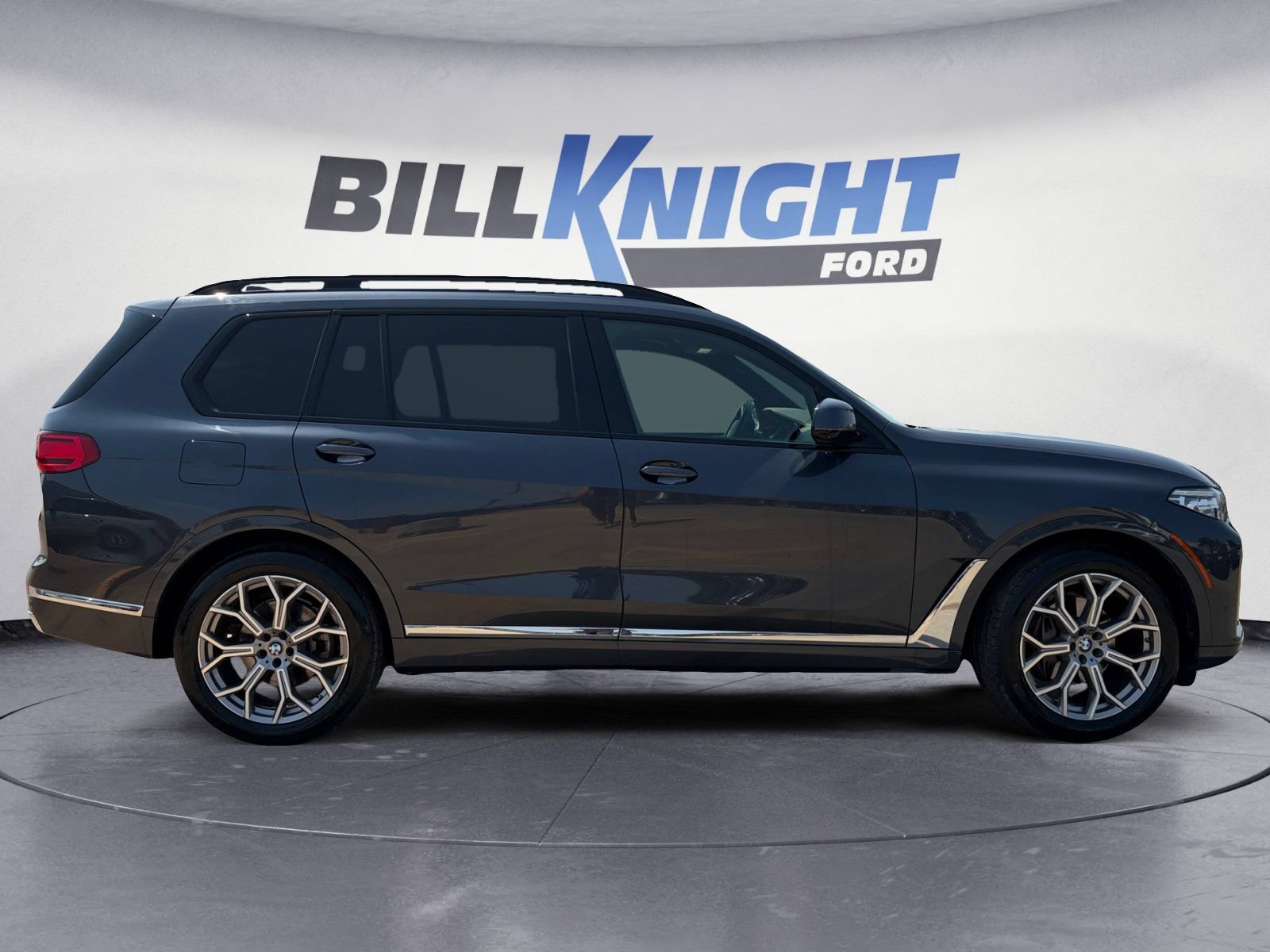 Used 2021 BMW X7 xDrive40i w/ Premium Package AWD/4WD image 6