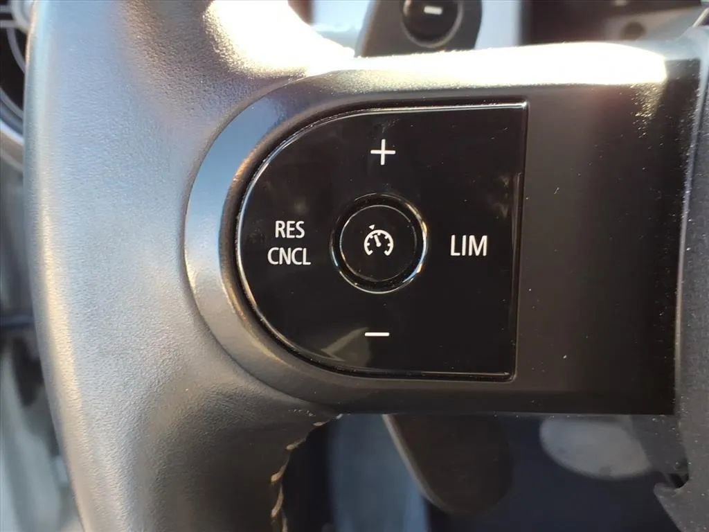 Used 2023 MINI Cooper S image 22