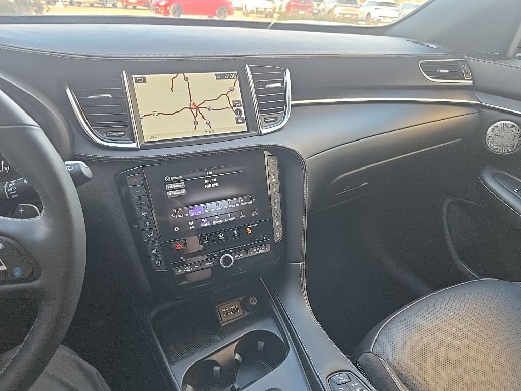 Used 2025 INFINITI QX55 Sensory w/ Lighting Package image 10