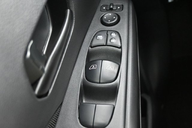 Certified 2025 Nissan Kicks Play S FWD image 16