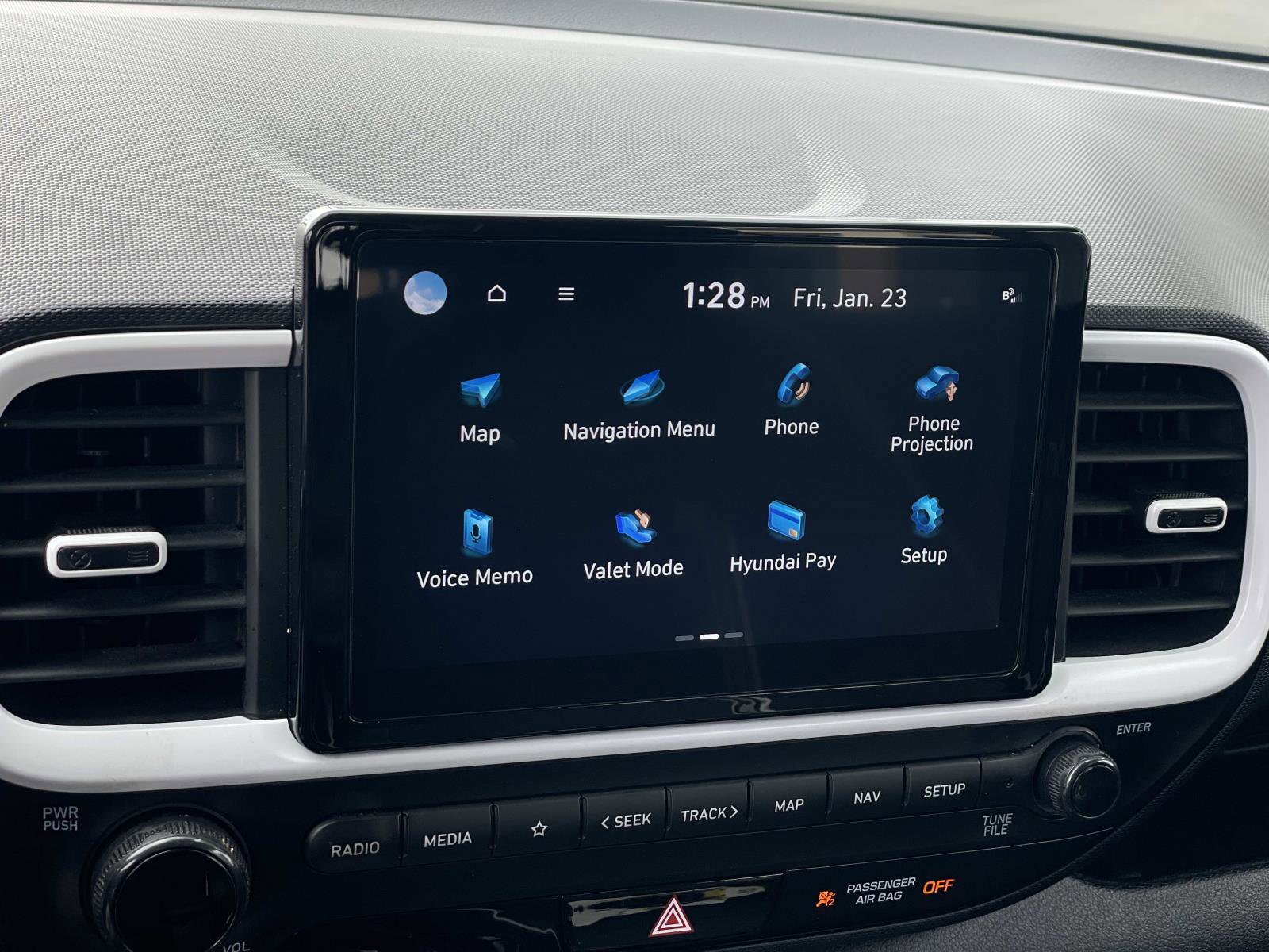 Certified 2023 Hyundai Venue Limited image 11