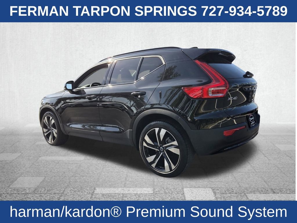 Certified 2025 Volvo XC40 B5 Ultra AWD/4WD image 8