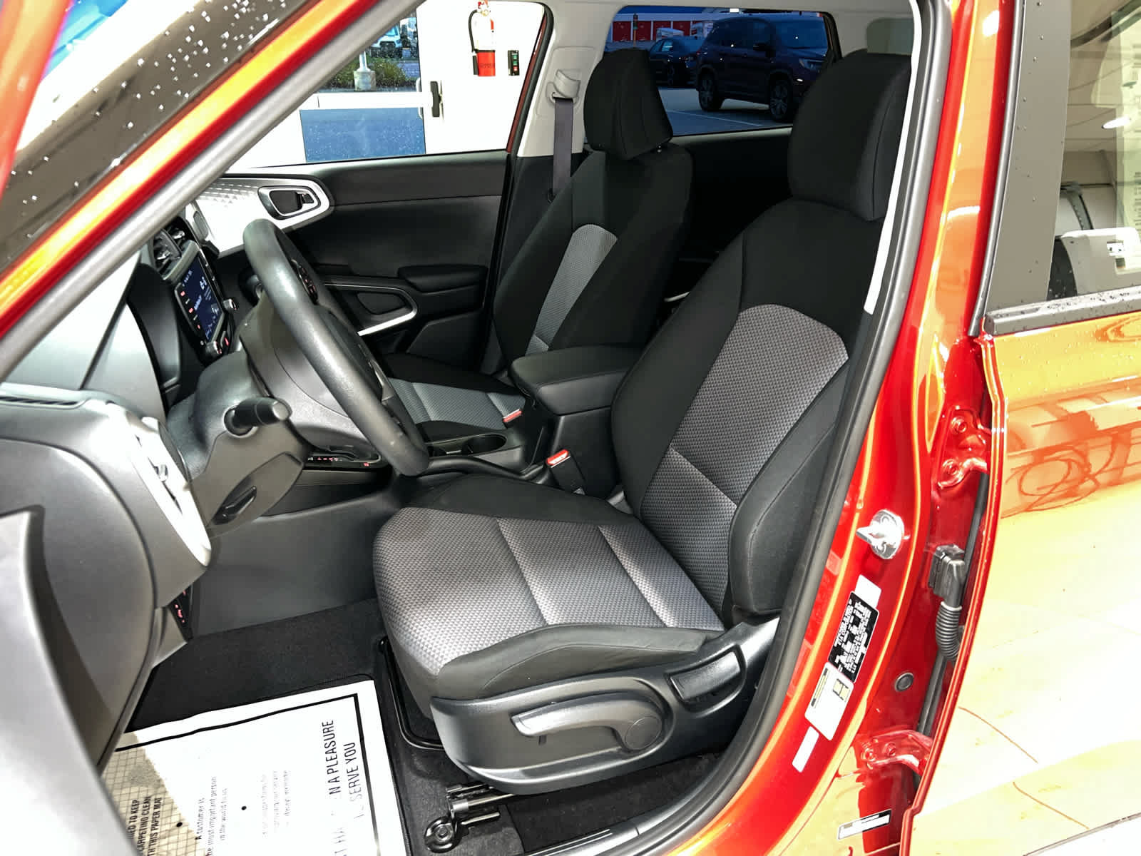 Used 2022 Kia Soul LX FWD image 9