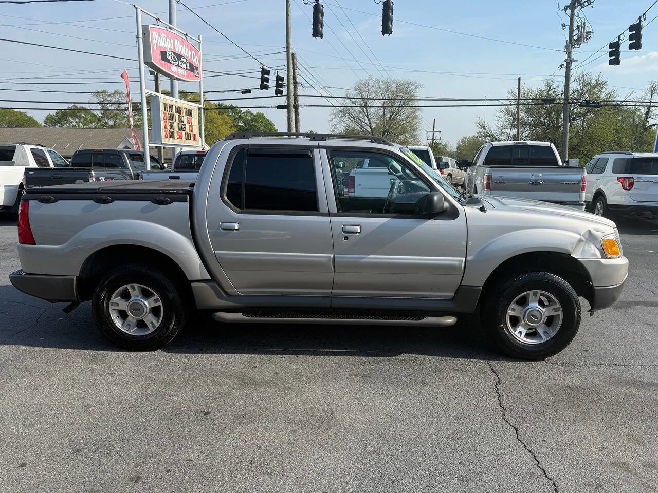 Used 2003 Ford Explorer Sport Trac XLT RWD image 3