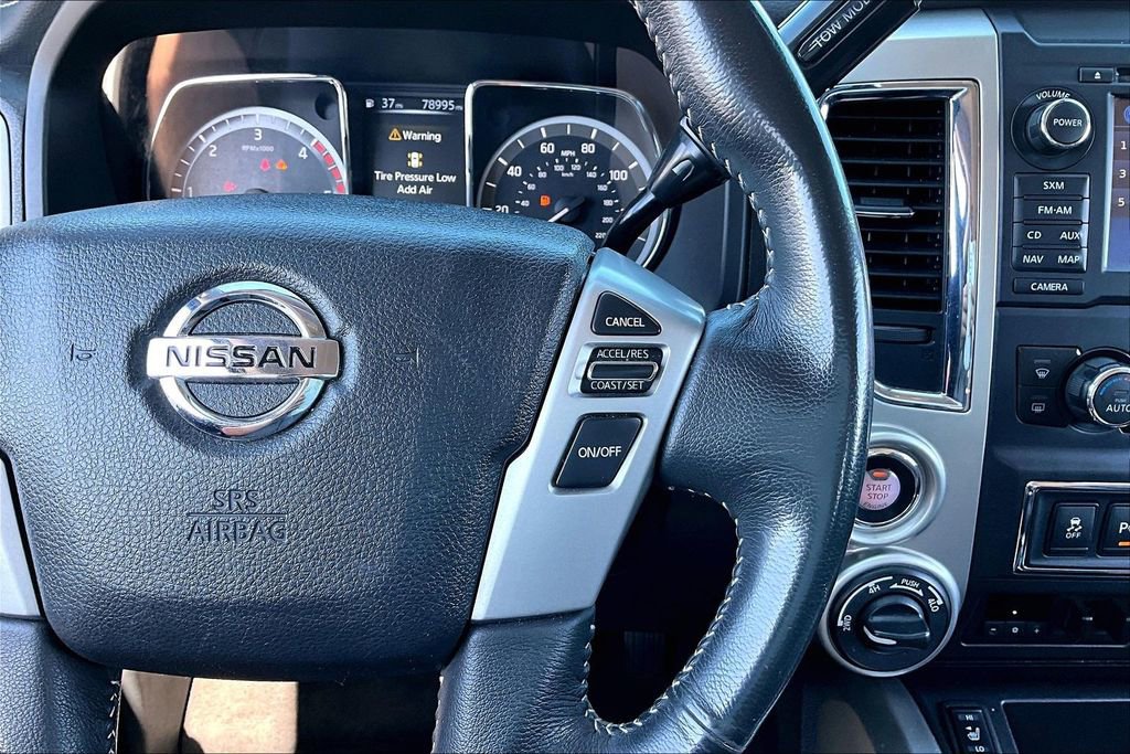 Used 2016 Nissan Titan SL AWD/4WD image 13