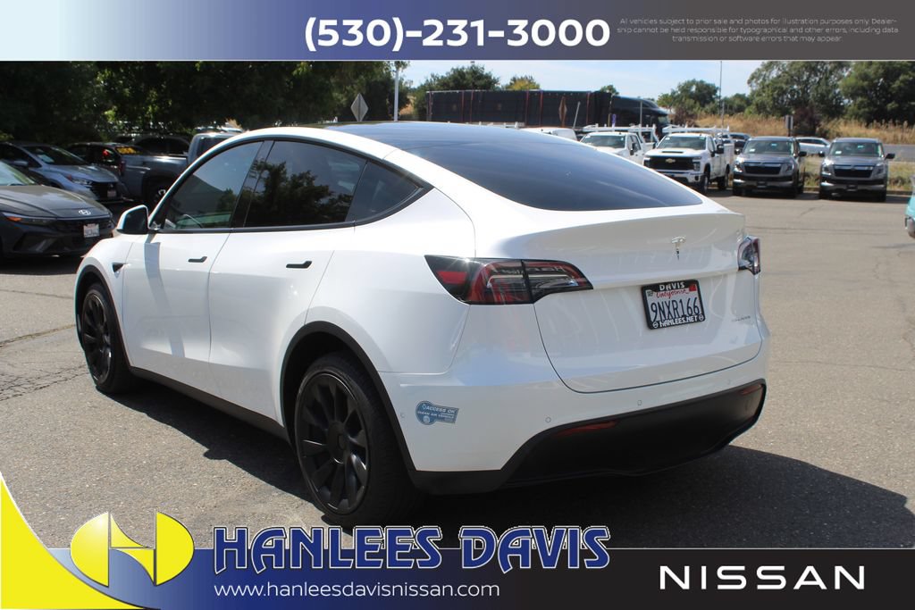 Used 2021 Tesla Model Y Long Range AWD/4WD image 9