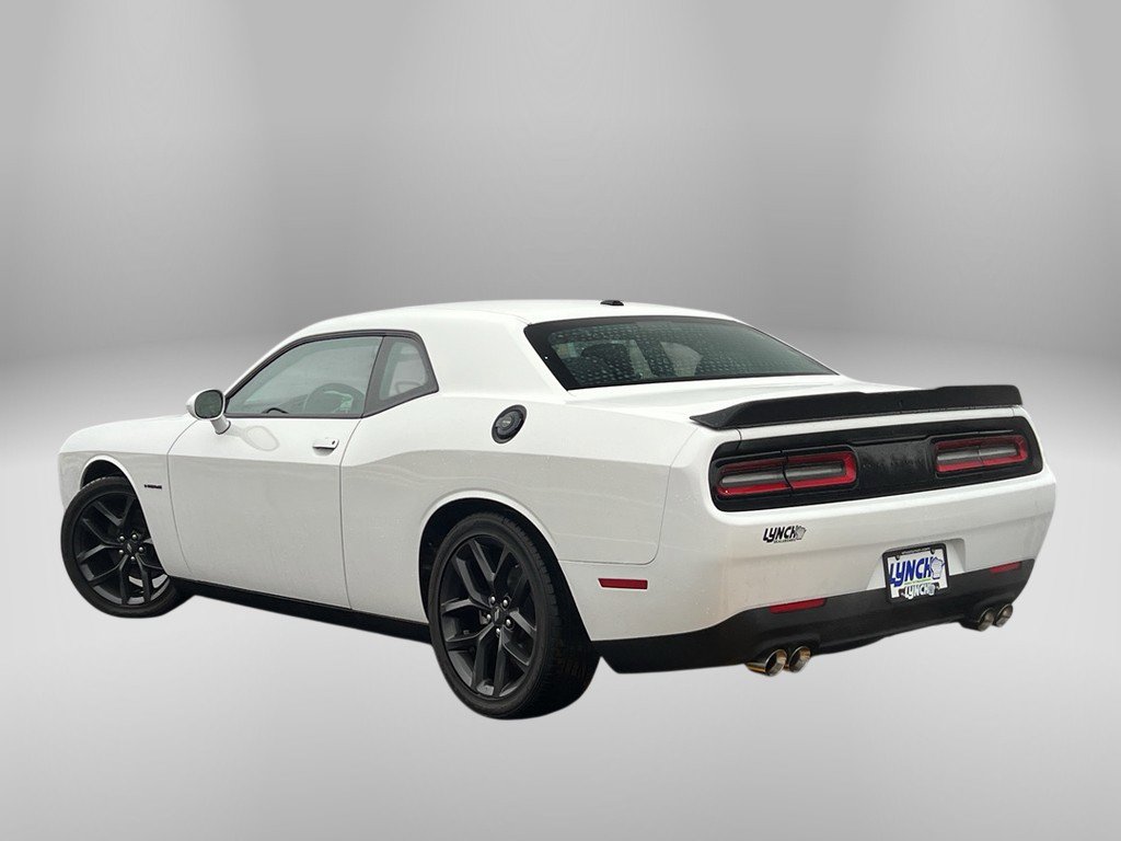 Used 2022 Dodge Challenger R/T w/ Blacktop Package image 2