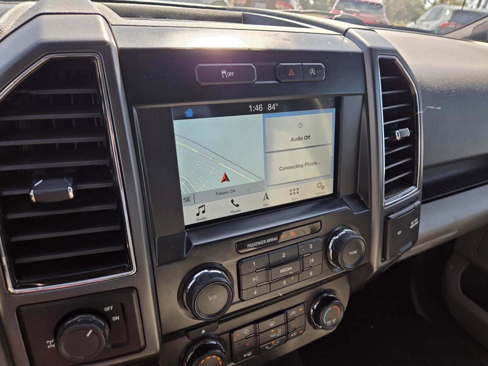 Used 2018 Ford F150 XLT w/ Equipment Group 302A Luxury RWD image 16