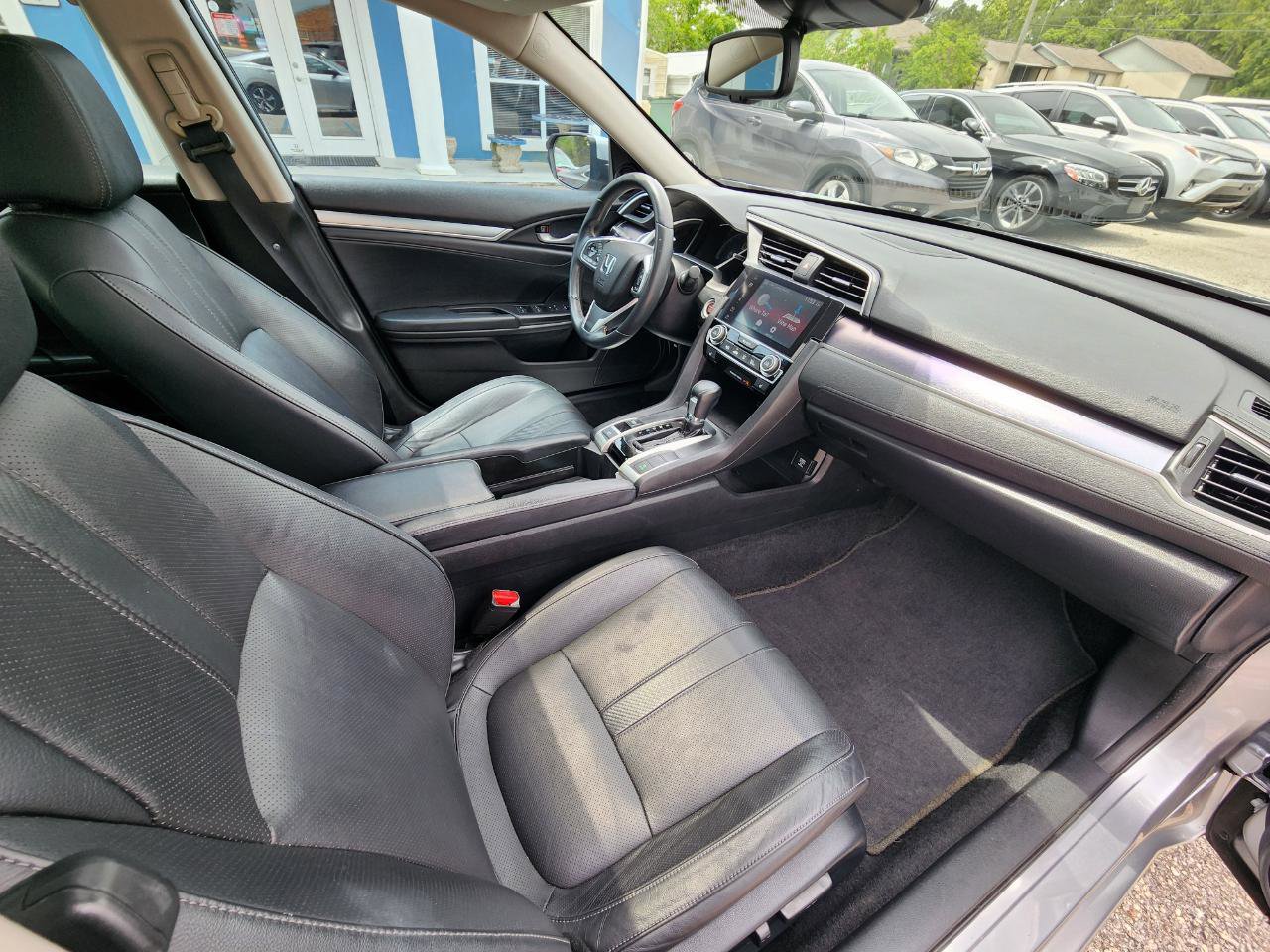 Used 2017 Honda Civic Touring image 27