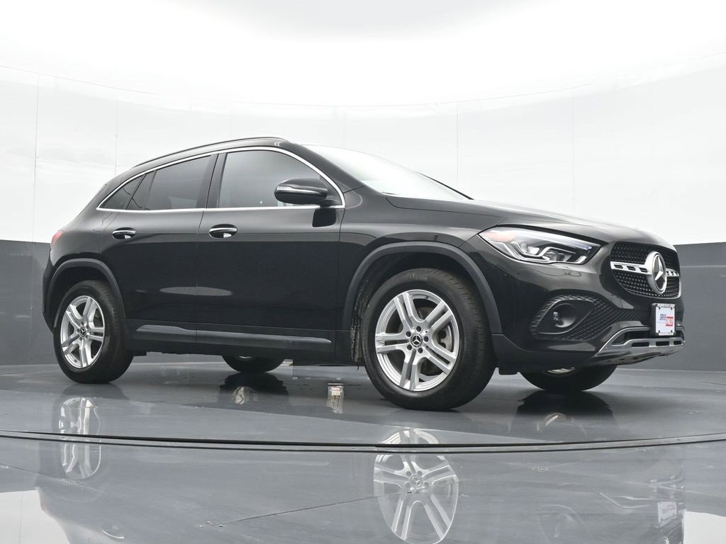 Used 2023 Mercedes-Benz GLA 250 4MATIC w/ Premium Package image 23