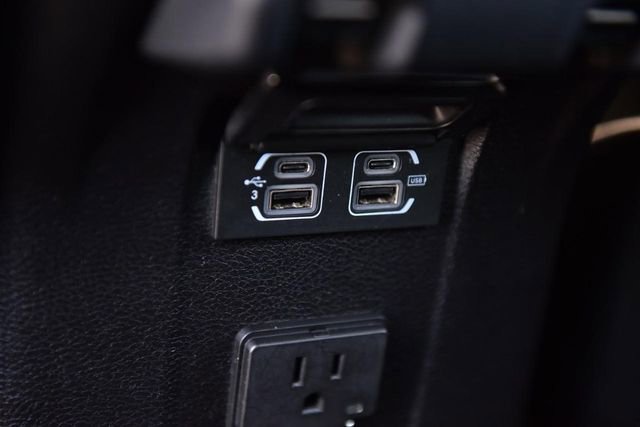 Used 2018 Jeep Wrangler Unlimited Sahara w/ Uconnect 4C Nav & Sound Group image 23