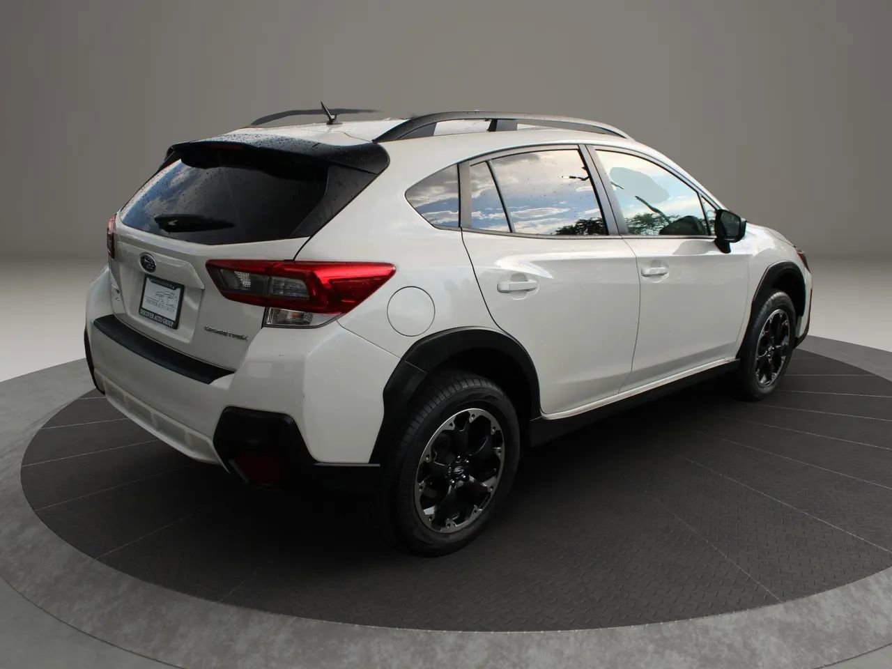 Used 2023 Subaru Crosstrek 2.0i image 5