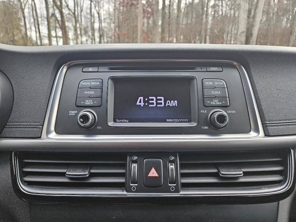 Used 2016 Kia Optima LX FWD image 39